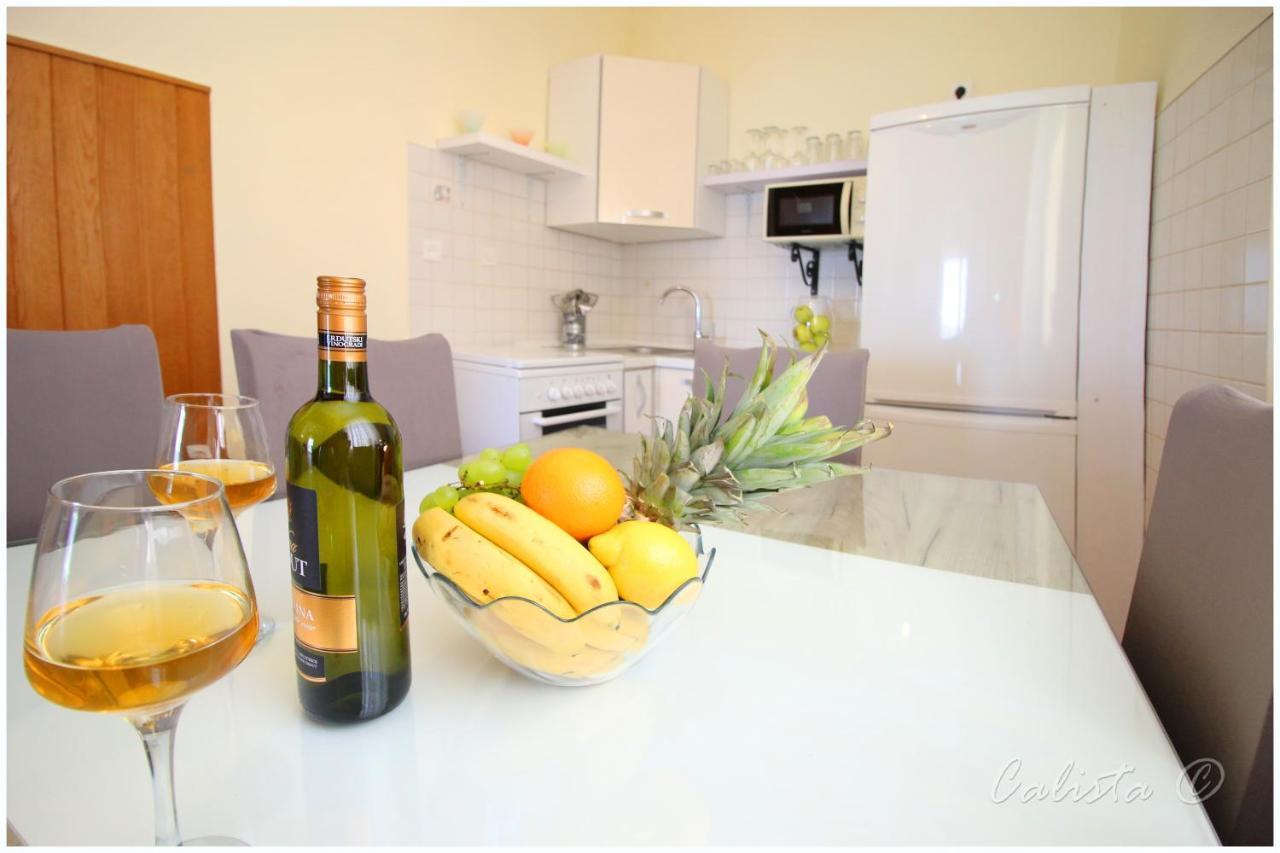 Apartman Smoljic 4+2 Primosten Exterior photo